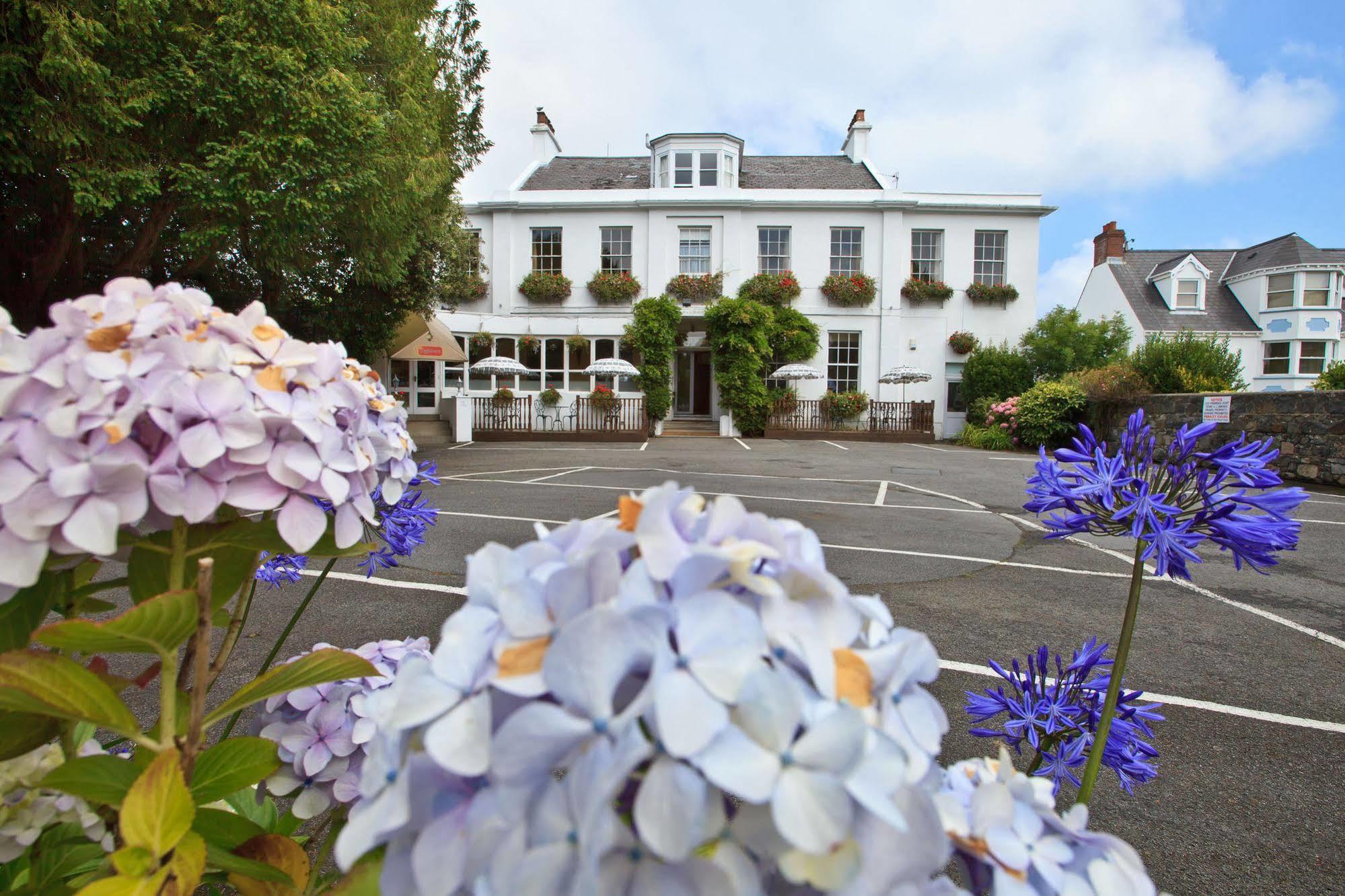 La Collinette Hotel, Cottages & Apartments Saint Peter Port Exterior photo